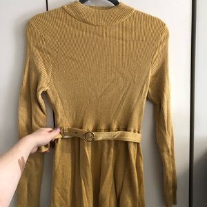 Gold Fitted Long-Sleeved Dress